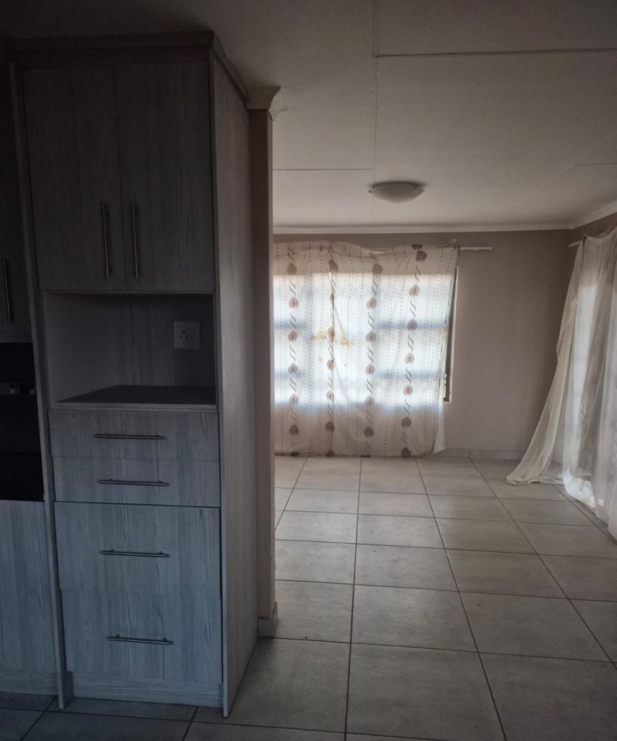 3 Bedroom Property for Sale in Ellaton North West